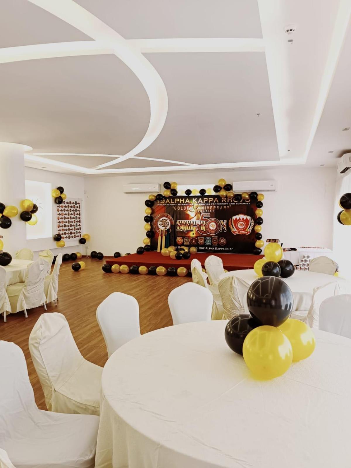 Majestic Hotel 麦纳麦 外观 照片