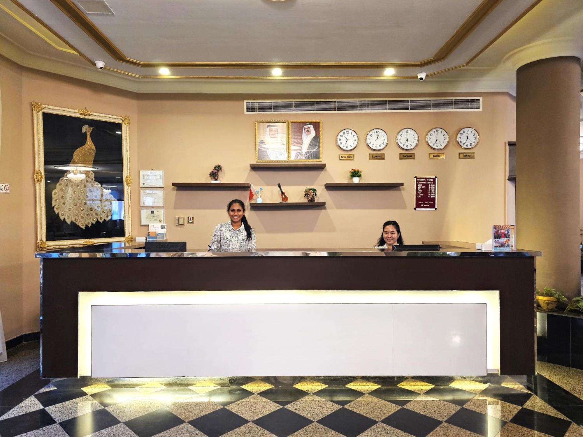 Majestic Hotel 麦纳麦 外观 照片