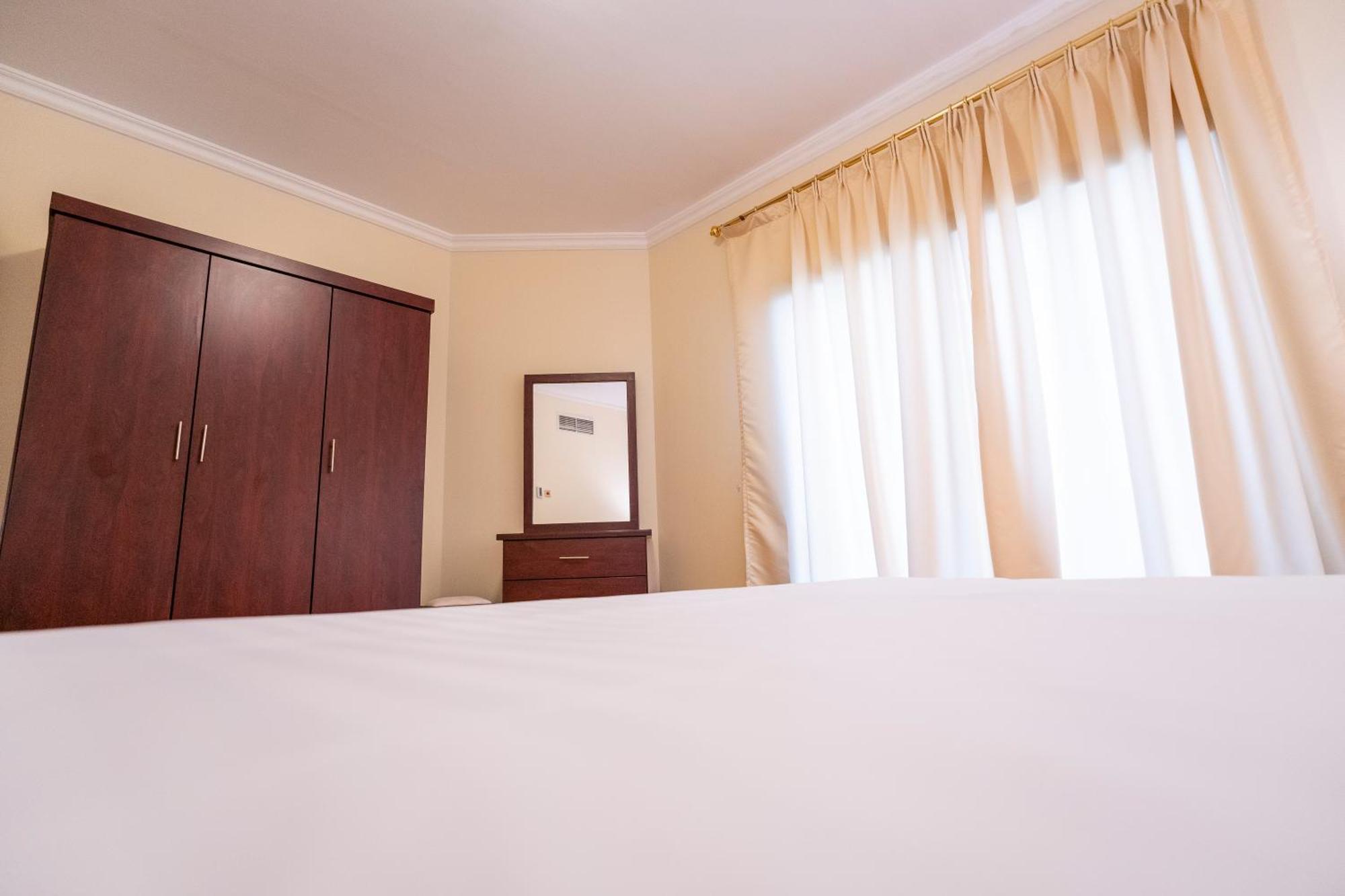 Majestic Hotel 麦纳麦 外观 照片